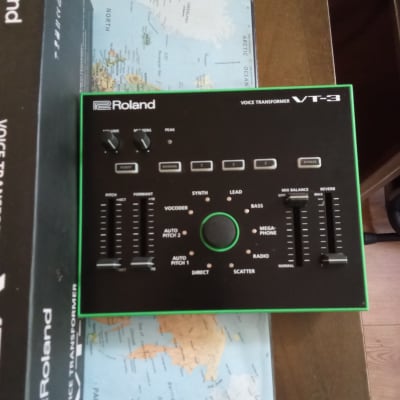 Roland VT-3 VOICE TRANSFORMER 中古 Amazon.com: ROLAND VT-3 Vocal effect processors : Musical