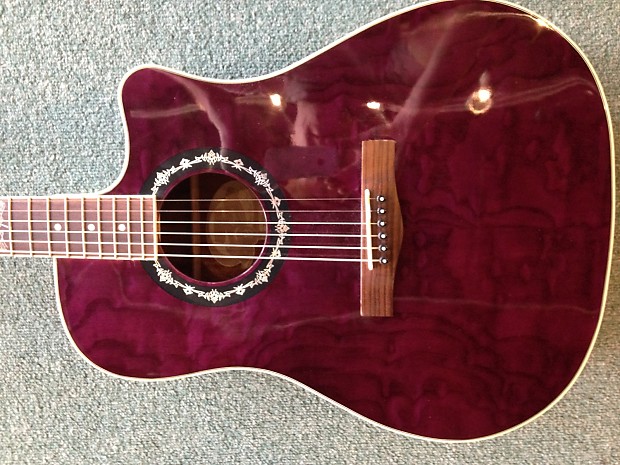 Fender Purple T-bucket 300 ce w/Free Hardshell Case Demo