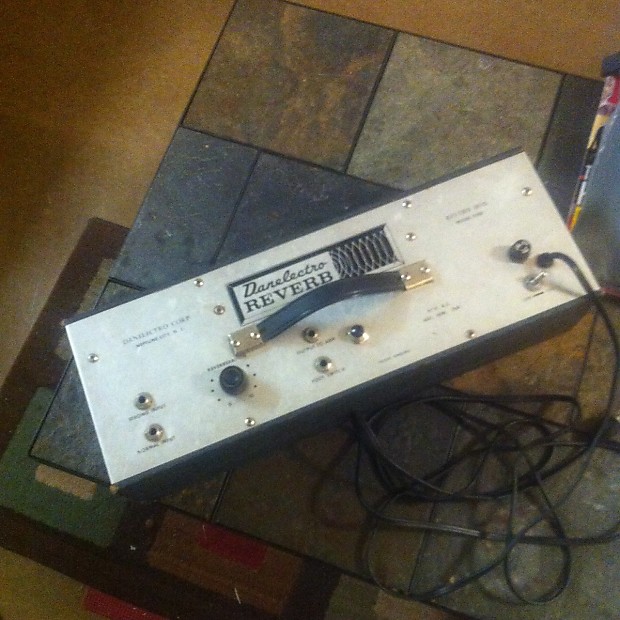 Danelectro reverb store