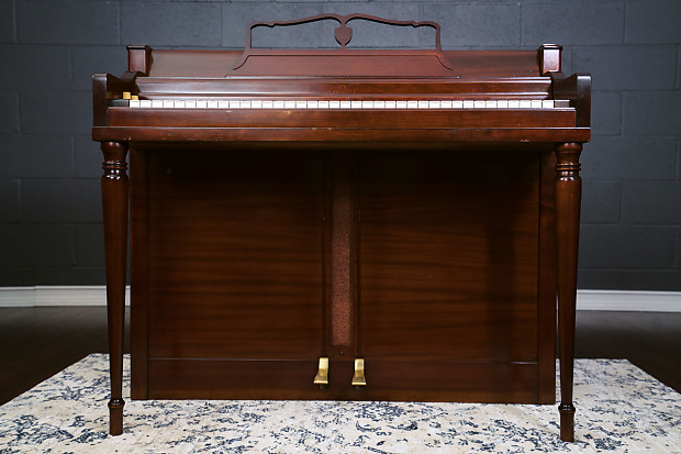 Wurlitzer 720A Electronic Piano Tube Driven Mahogany