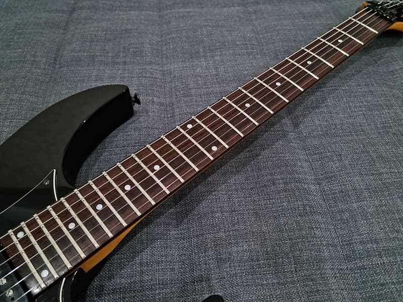 Yamaha YG 521 1991 Black | Reverb