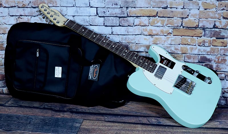 Fender American Performer Telecaster Hum with Rosewood | Reverb Canada