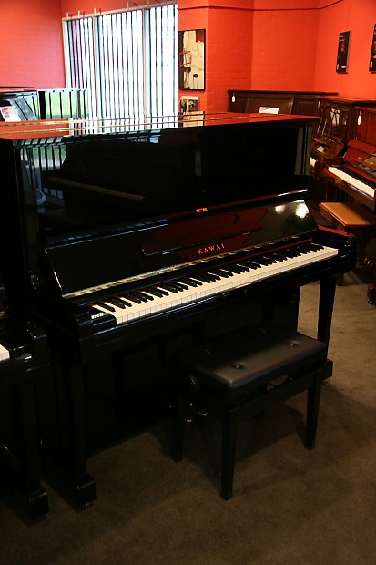Kawai Cs40 Upright Piano Preowned