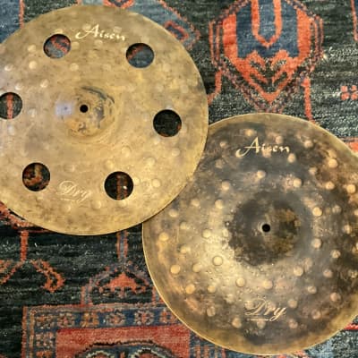 (MINT) Aisen 15” Dry Hi-Hat Cymbals W/ Ozone Top image 1