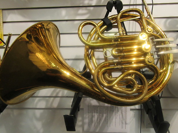 King fidelio french horn sales