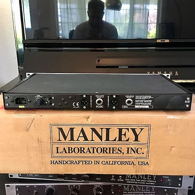 Echoschall-Sound Equipment Rental: Manley Dual Mono Tube