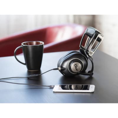 Blue Sadie Over-Ear Closed-Back Headphones - Brand New image 3