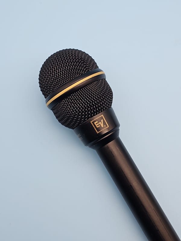 Electro-Voice N/D267a Cardioid Dynamic Vocal Microphone | Reverb