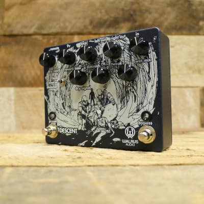 Walrus Audio Descent Reverb / Octave Machine | Reverb Walrus Audio Descent Reverb / Octave Machine | Reverb