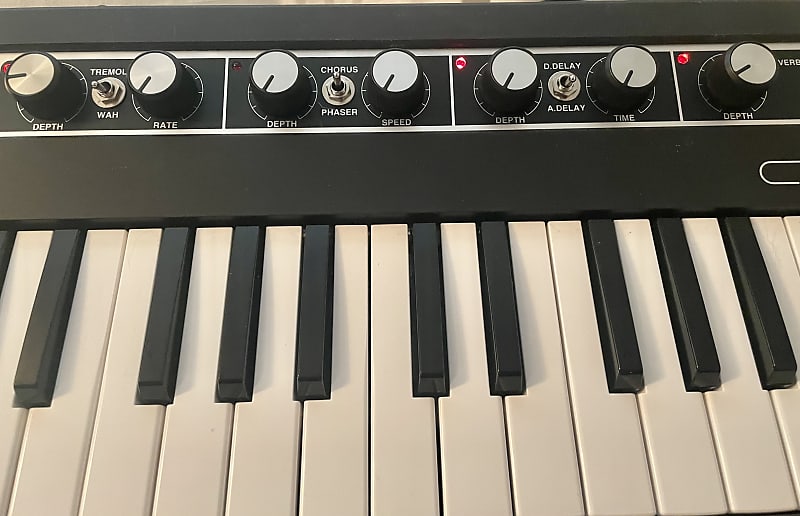 Yamaha Reface CP with Decksaver - Electric Piano, Rhodes