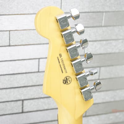 Fender American Professional II Stratocaster with Rosewood Fretboard - 3-Color Sunburst image 15