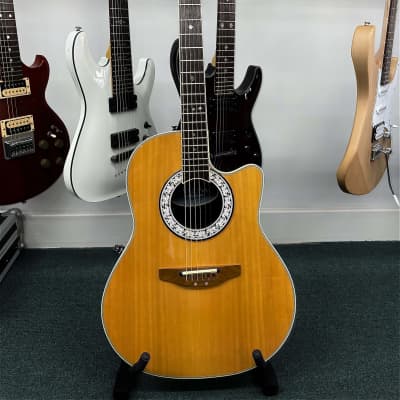 Ovation 1528 Ultra