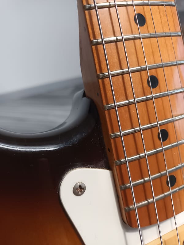 1980 Tokai Springy Sound stratocaster ST80 sunburst Japan ST 1980 Tokai Springy Sound stratocaster ST80 sunburst Japan ST