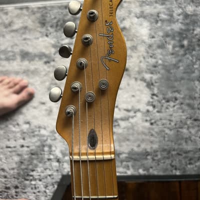Fender Modern Player Telecaster Plus 2012 - 2018 Honey Burst image 4