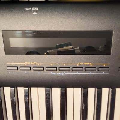 Roland JV-80 Mid 90's 61 key Digital Synthesizer image 4