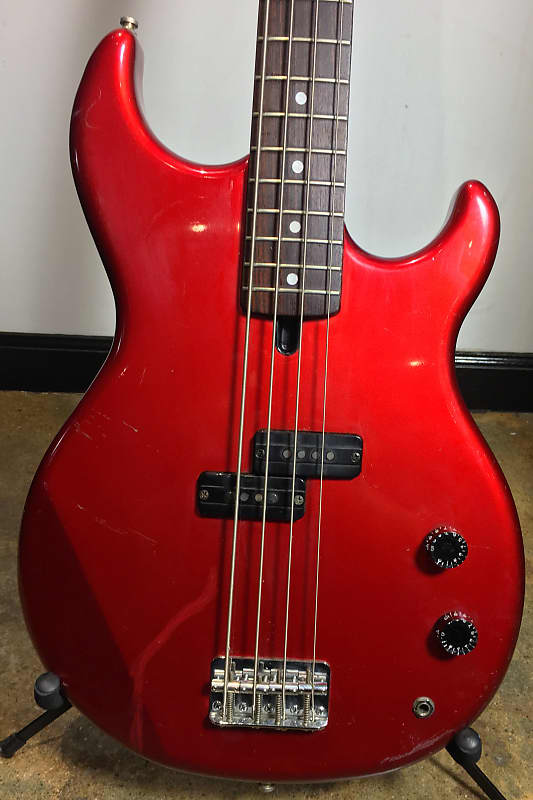Yamaha BB300 Electric Bass Guitar MetallicRed Reverb