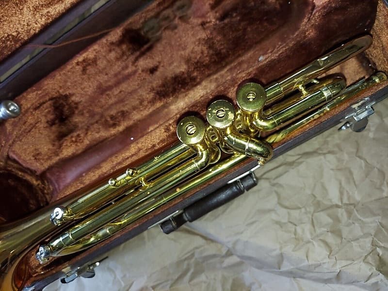 Conn 1000B trumpet with case. USA. Good Condition | Reverb