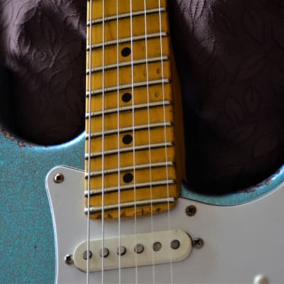 Fender Stratocaster Custom Blue  Sparkle Custom Nitro Relic image 5