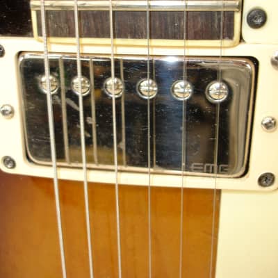 John Hornby Skewes & Co Vintage VMX Series V100 Reissued Electric Guitar, Tobacco Sunburst with Tremolo System image 5