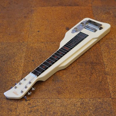 Gretsch G5700 Electromatic Lap Steel Vintage White image 3
