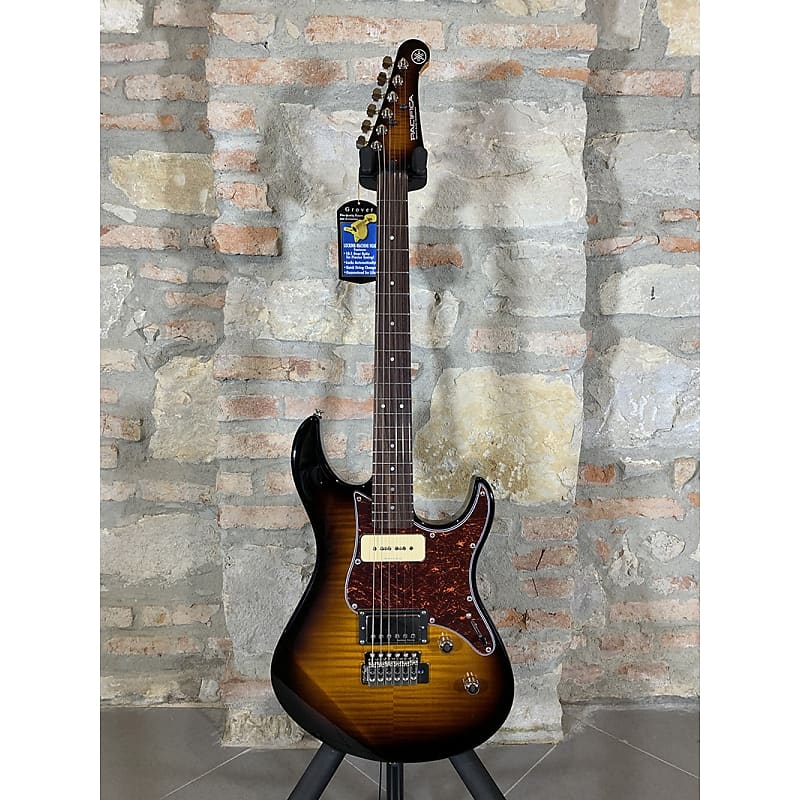 YAMAHA Pacifica 611VFM TBS - Tobacco Sunburst