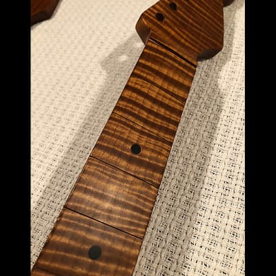 Warmoth Custom Shop 5A Museum Grade Roasted Flame Maple Licensed