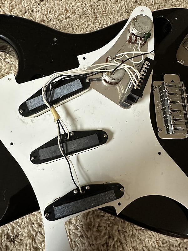 Fender Pro-Feel Stratocaster MIJ | Reverb Fender Pro-Feel Stratocaster MIJ | Reverb