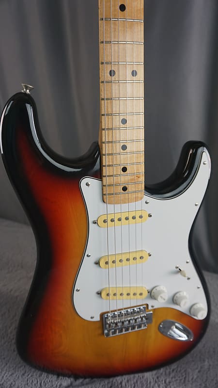 Joodee＊Electric Custom JooDee S-Style Custom - Sunburst Japan | Reverb Canada