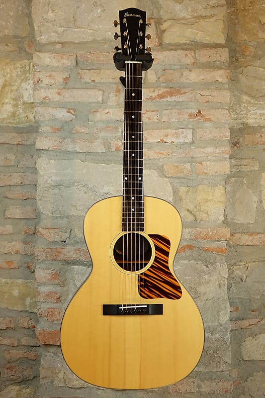 EASTMAN E1 OO SS Slope Shoulder LTD Adirondack Natural - | Reverb
