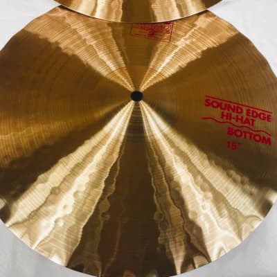 Paiste 2002 15" Sound Edge Hi Hat Pair - NEW OPEN BOX image 3