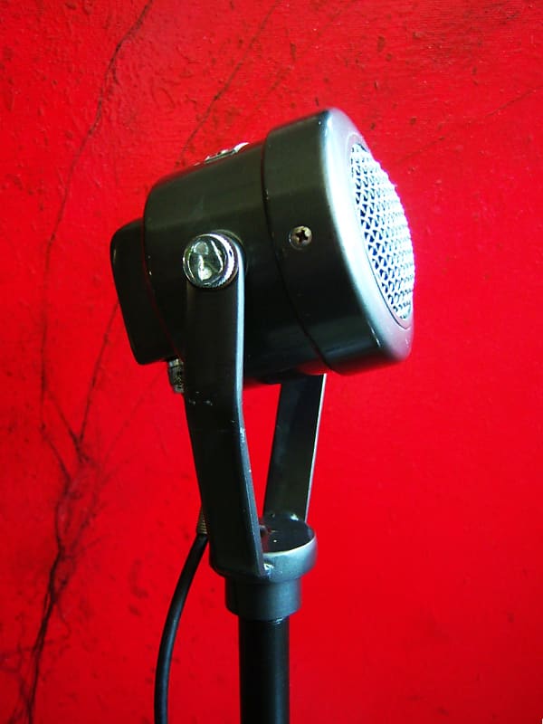 Vintage 1950's Turner 99 model dynamic microphone Hi Z w