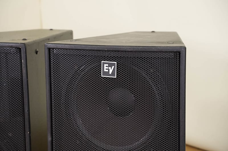 Electro voice FRI+152/64 1ペア Electro-Voice (EV) FRi-152/64 2-Way Loudspeaker (PAIR