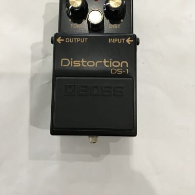 ギター BOSS DS-1-4A 40th Anniversary Model Boss DS-1 40th Anniversary Limited Edition Distortion Pedal