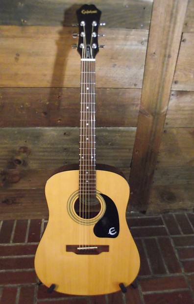 Epiphone PR 100 NA ACOUSTIC GUITAR
