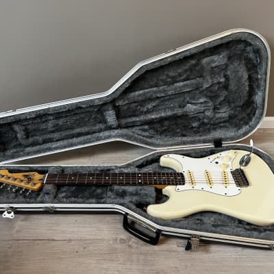 Fenix Stratocaster 1987 by Young Chang Vintage White image 15