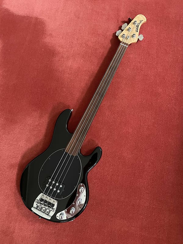 Ernie Ball Music Man StingRay 4 H 1991 - 1998 | Reverb