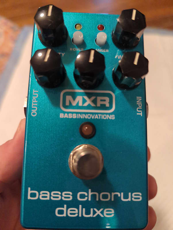 MXR M83 Bass Chorus Deluxe