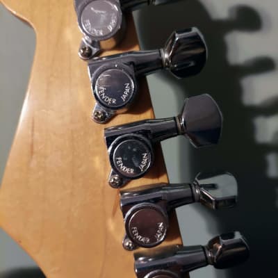 Squier MIJ Standard Stratocaster 1984 - 1988 | Reverb