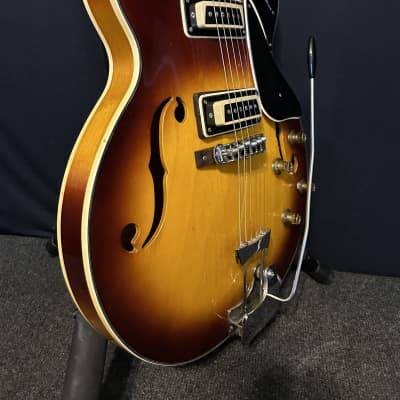 Univox Hollowbody Guitar Sunburst 1960s Matsumoku Japan Made | Reverb