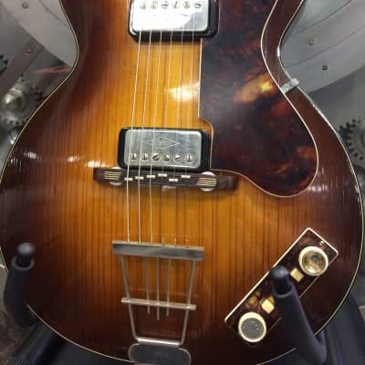 Hofner Club 50 1961 Hollowbody w/ Case image 15