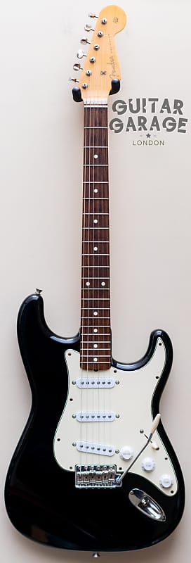 ギター Fender Japan Stratocaster 1998 Fender Japan 62 Vintage Reissue Stratocaster Black