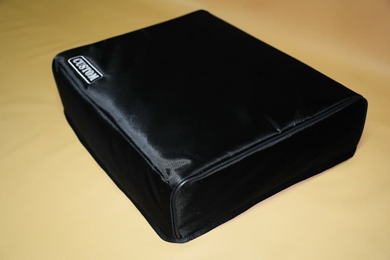 Custom padded cover for AKAI MPC 2000 XL  			