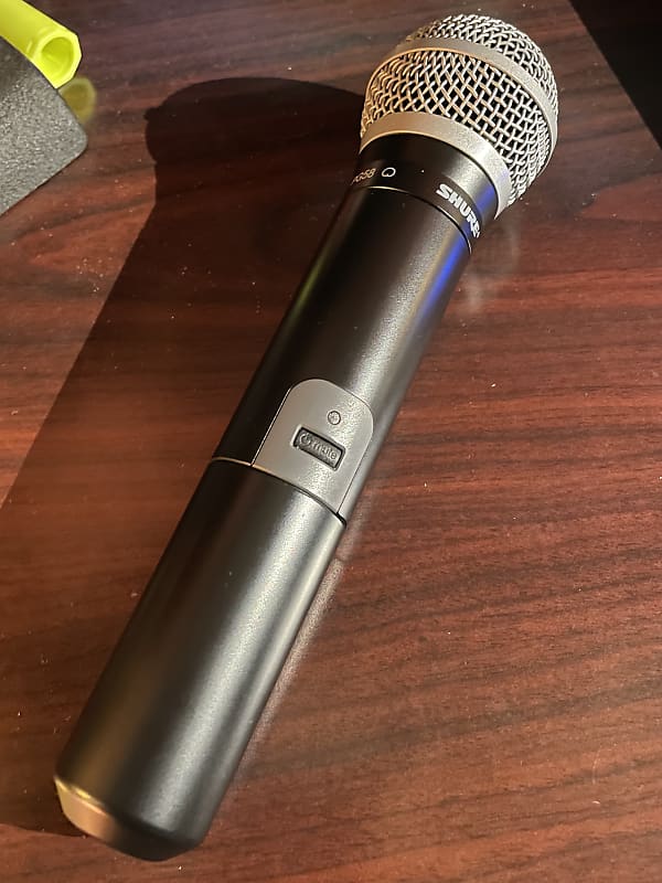 Shure Wireless Microphone Reverb