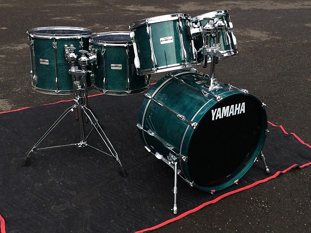 Yamaha Recording Custom Mid 1990s 5 Piece Drum Set in Deep Aqua w Mounting Hardware