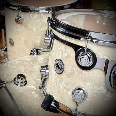 DW Collector’s Maple VLX 3pc Kit in Vintage Marine Pearl image 5