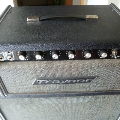 Vintage 1973 Traynor YBA-1 Bassmaster Amp and YT-15 Speaker