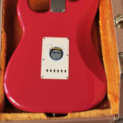 Fender Mark Knopfler Stratocaster Unplayed Early Serial# Darker Red Ultimate Collectable image 10