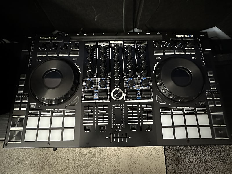Reloop Mixon 8 Pro 4-Channel DJ Controller 2022 - Present - Black image 1