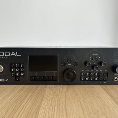 Modal Electronics 008R Rackmount 8-Voice Analog Synthesizer