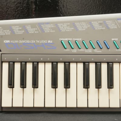 YAMAHA SHS-10 S FM Digital Keyboard With MIDI Keytar Controller w/ Case & Strap image 5